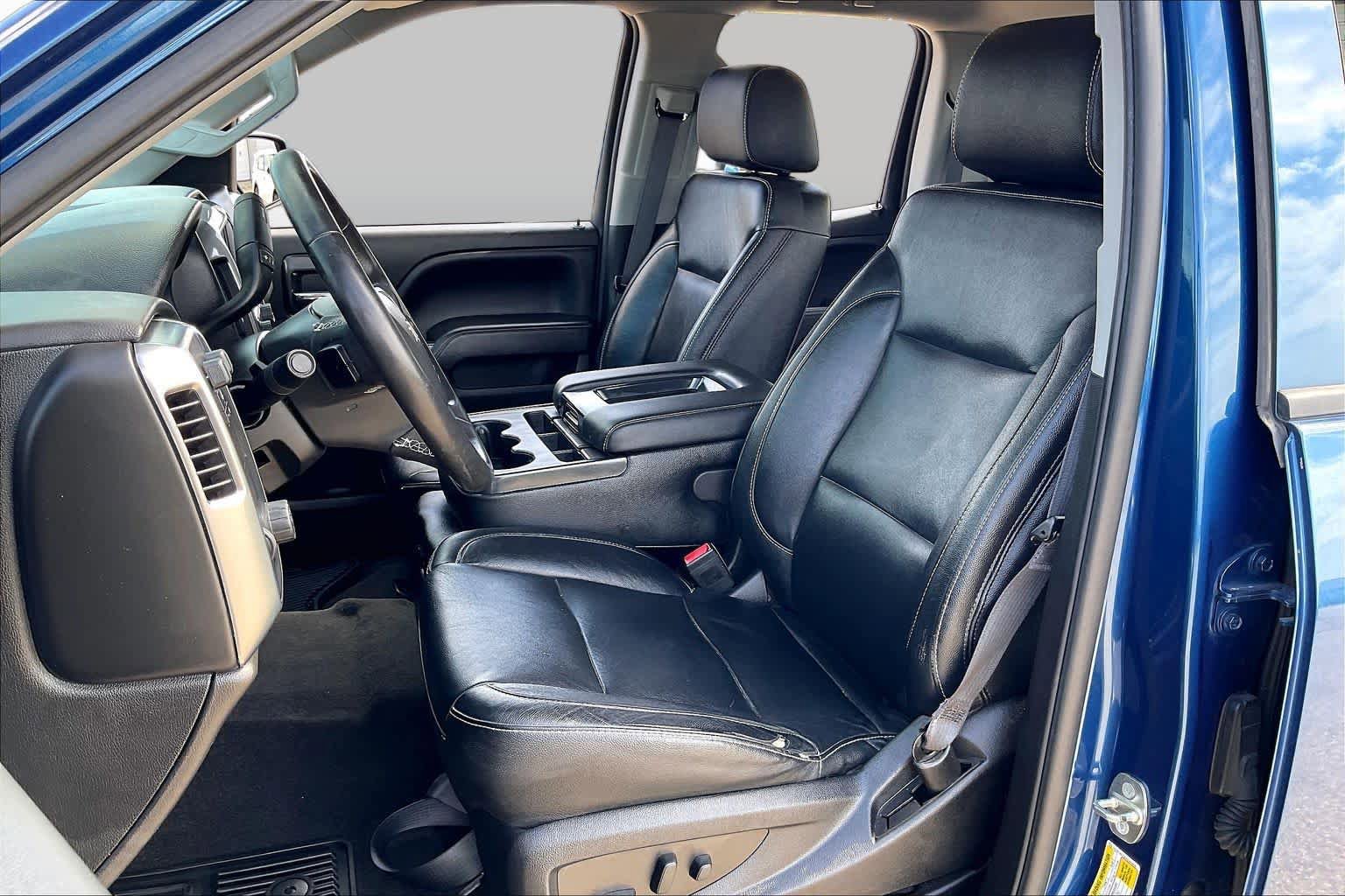 Used 2017 Chevrolet Silverado 1500 LT w/ All Star Edition RWD image 8