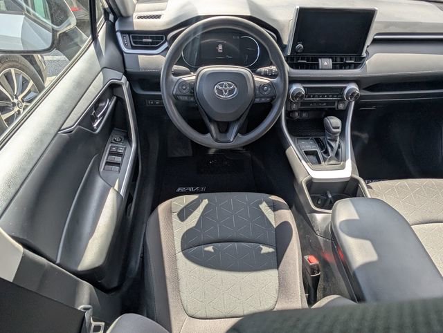 Used 2023 Toyota RAV4 XLE image 8