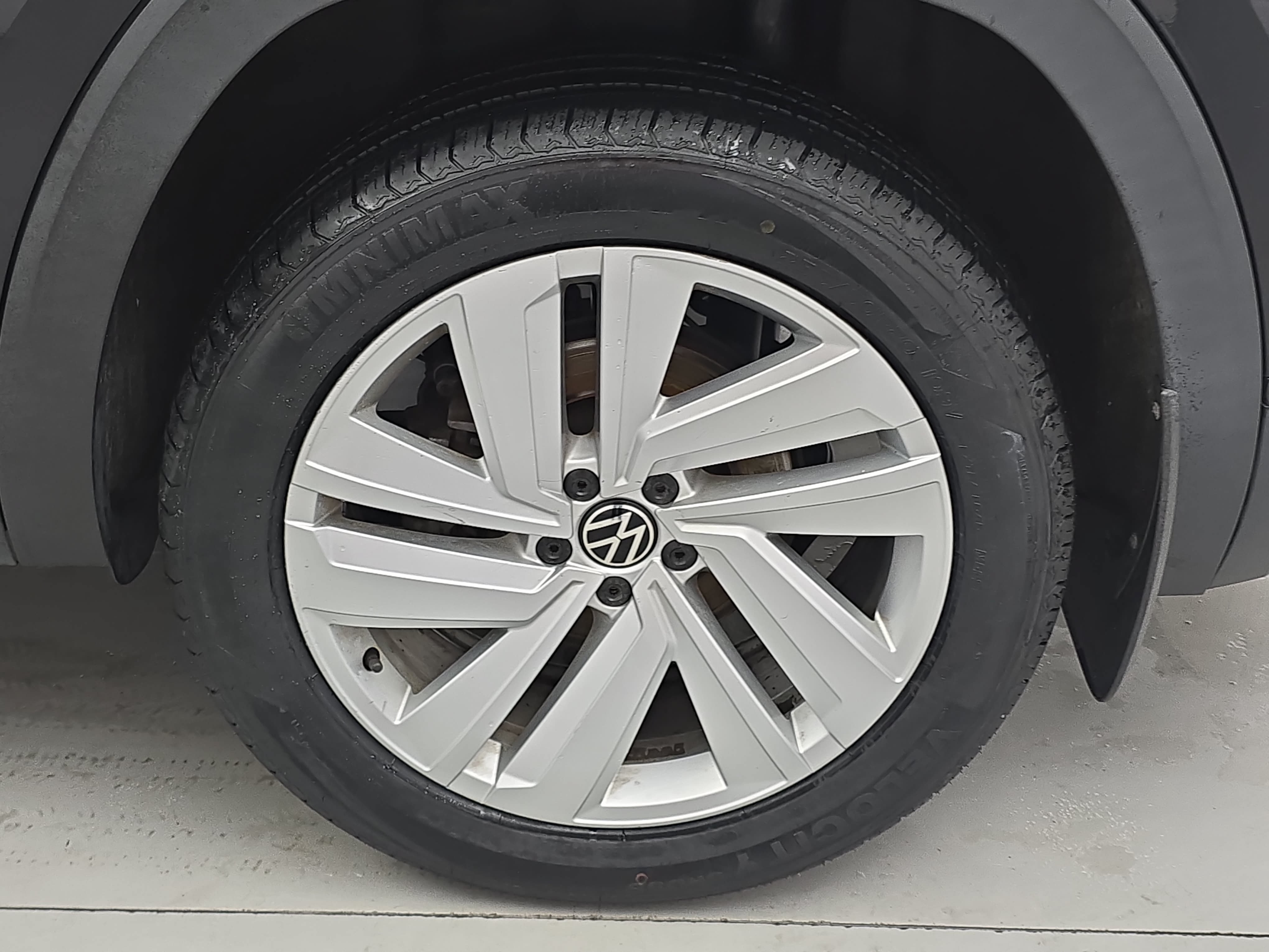 Used 2023 Volkswagen Atlas Cross Sport SE w/ Panoramic Sunroof Package AWD/4WD image 34