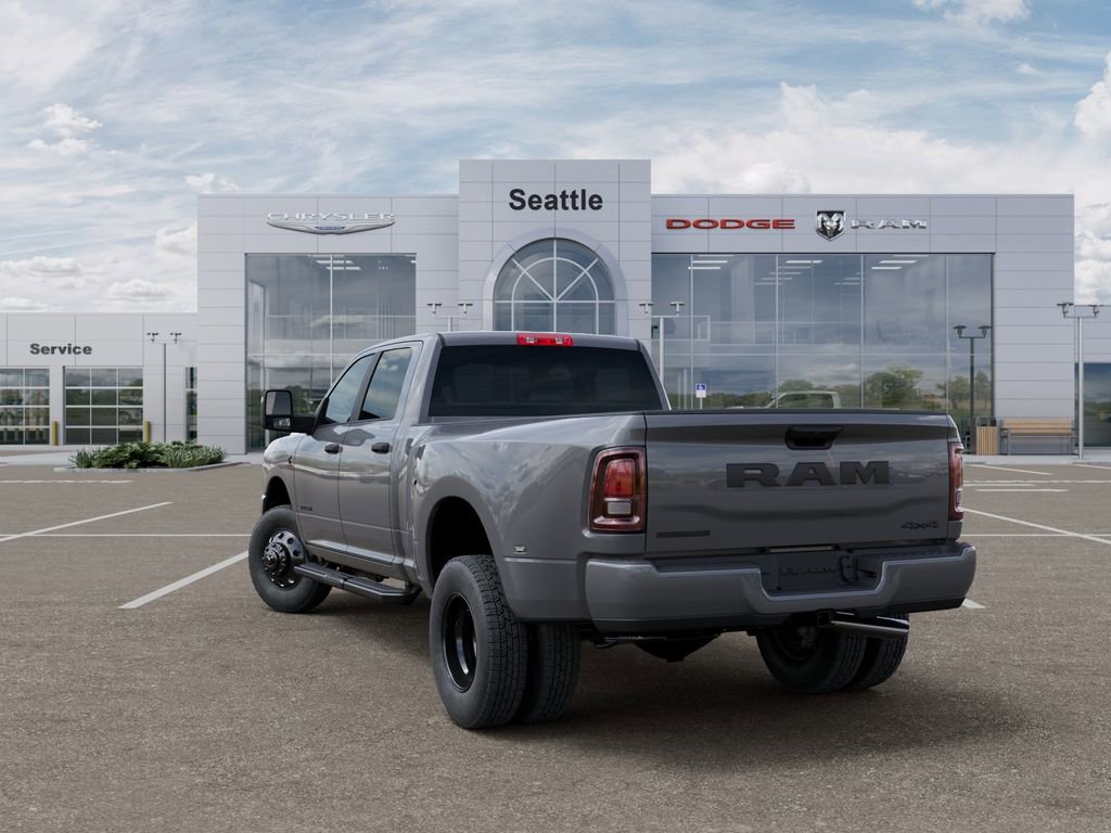 New 2026 RAM 3500 Big Horn AWD/4WD image 4