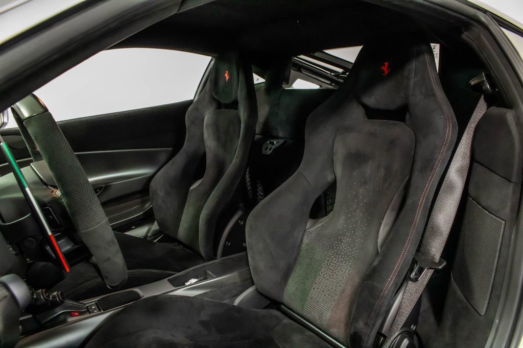 Used 2020 Ferrari 488 Pista Base image 6
