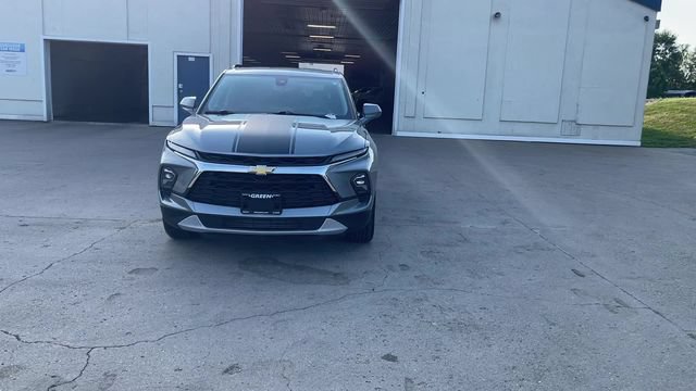 Used 2023 Chevrolet Blazer LT w/ Convenience Package AWD/4WD image 3