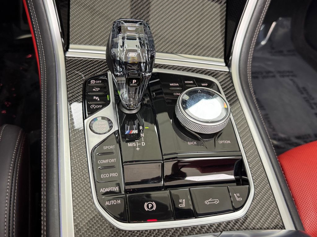 Used 2022 BMW M850i xDrive Convertible w/ Driving Assistance Package image 32