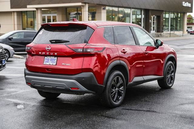 Used 2023 Nissan Rogue SV image 9