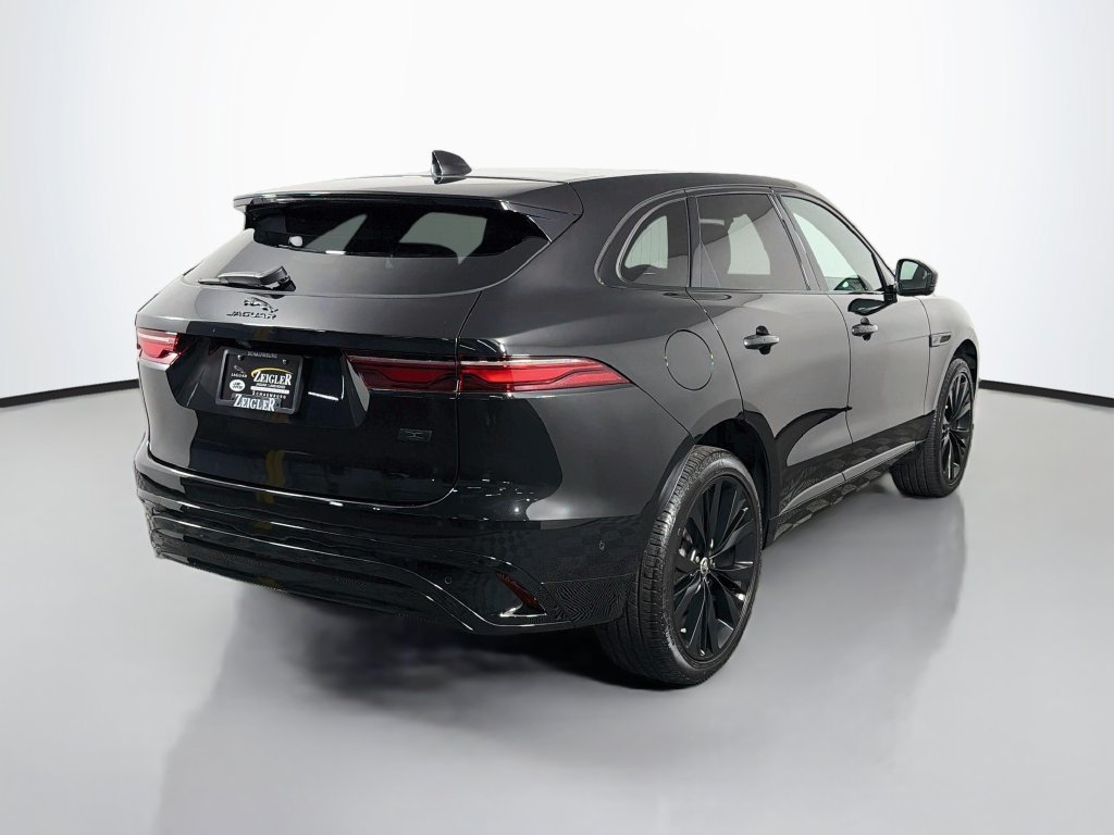 Used 2026 Jaguar F-PACE R-Dynamic S AWD/4WD image 5