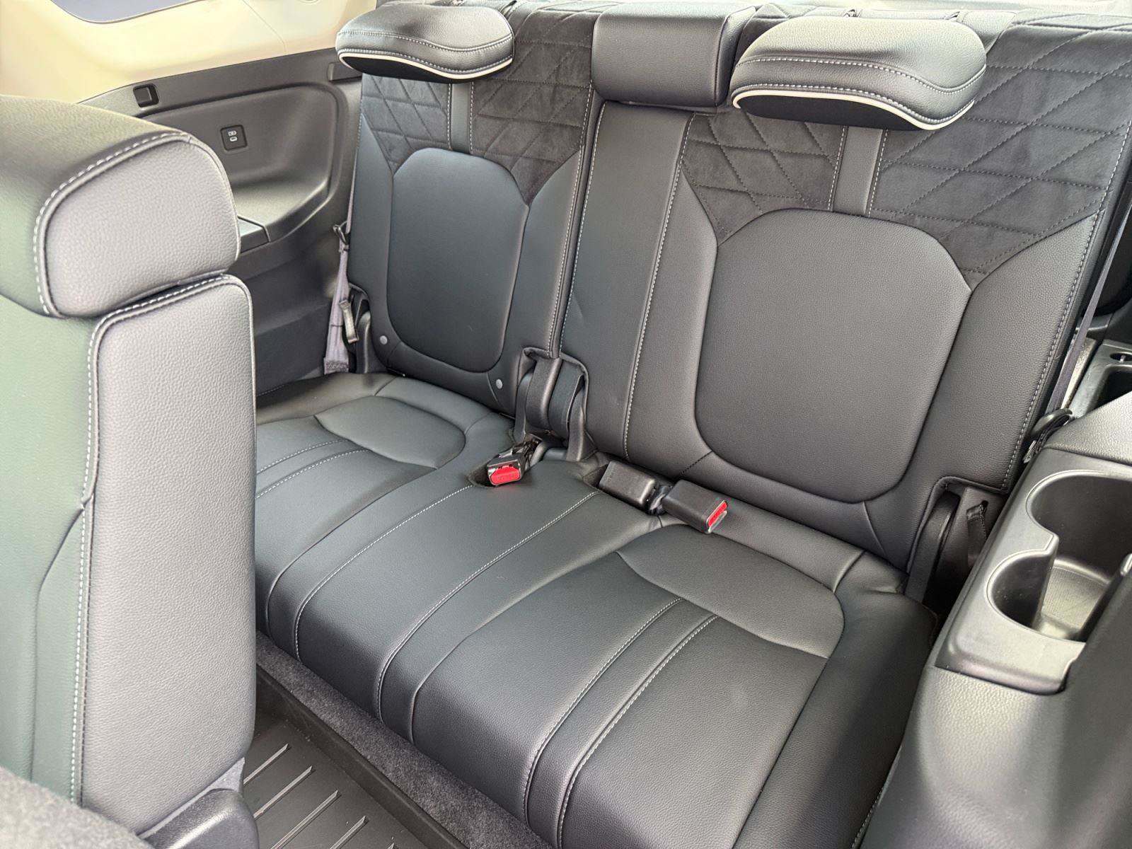 Used 2026 Honda Pilot Elite image 18