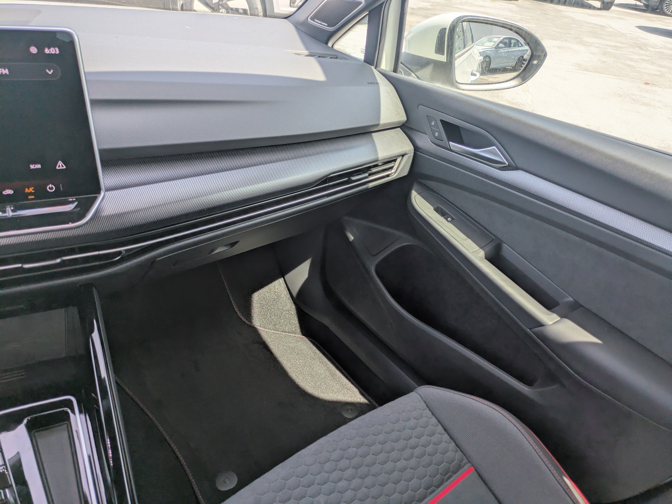 New 2026 Volkswagen GTI SE FWD image 16