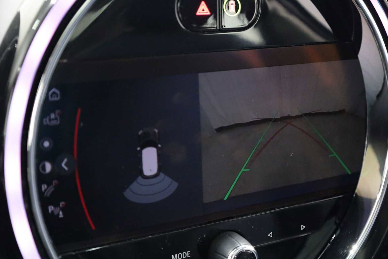 Used 2023 MINI Cooper Countryman S w/ Signature Upholstery Package image 32