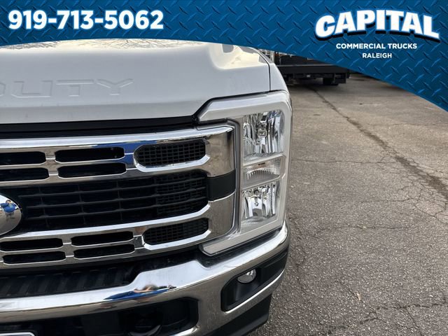 New 2026 Ford F350 XL w/ XL Chrome Package image 11