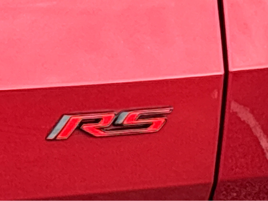 Used 2025 Chevrolet Traverse RS image 18