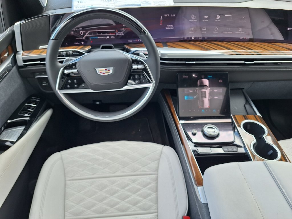 New 2026 Cadillac Escalade Platinum Luxury AWD/4WD image 10