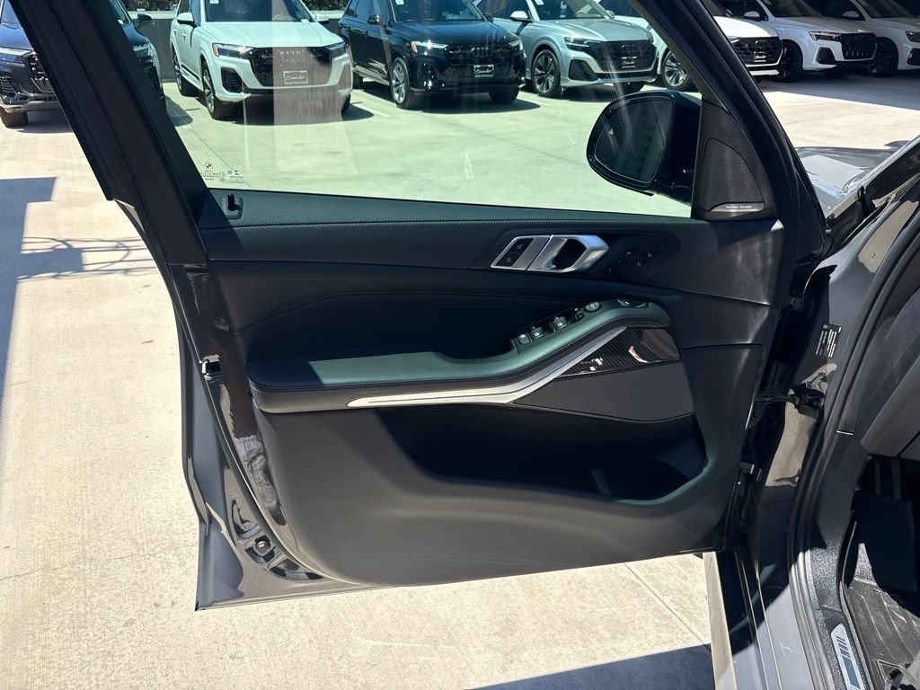 Used 2022 BMW X5 M50i w/ Executive Package AWD/4WD image 15