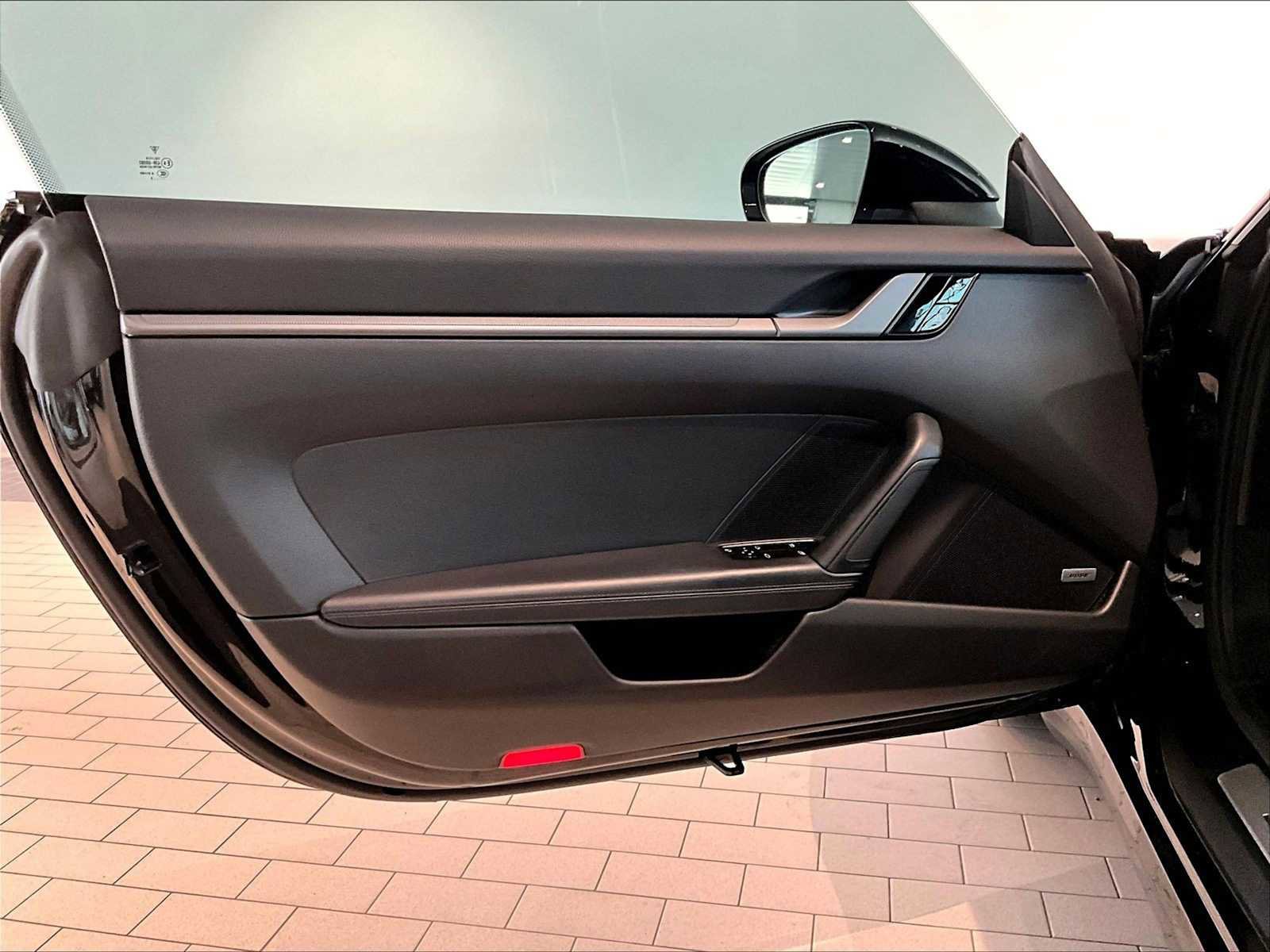 Used 2020 Porsche 911 Carrera S image 26