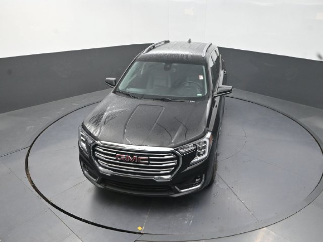 Used 2024 GMC Terrain SLT AWD/4WD image 24