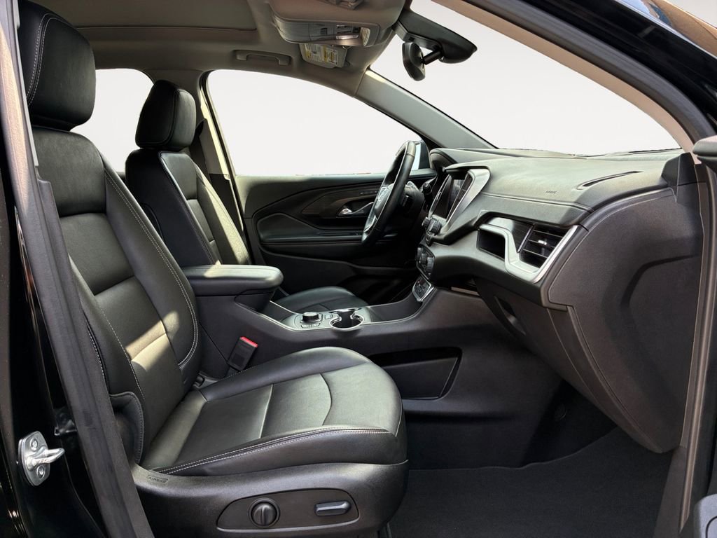 Used 2024 GMC Terrain SLT w/ Infotainment Package II FWD image 15