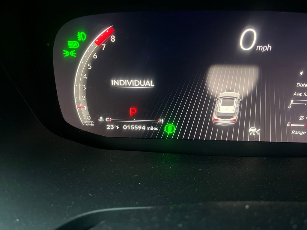 Used 2024 Acura MDX A-Spec image 2