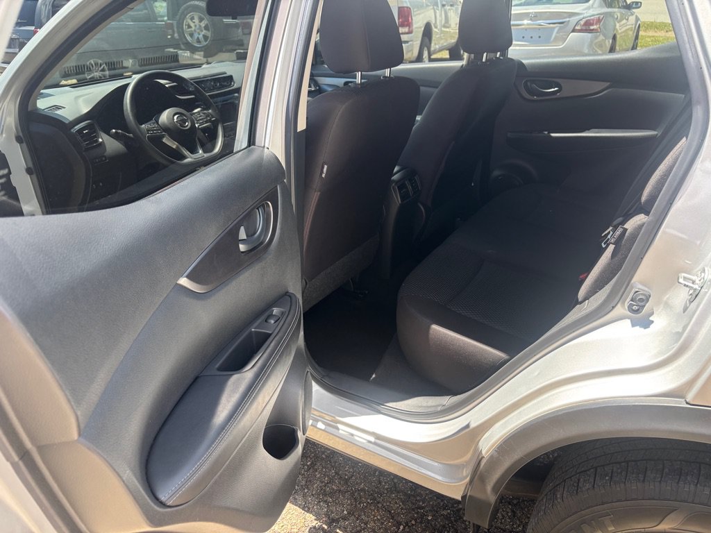Used 2020 Nissan Rogue Sport S AWD/4WD image 10