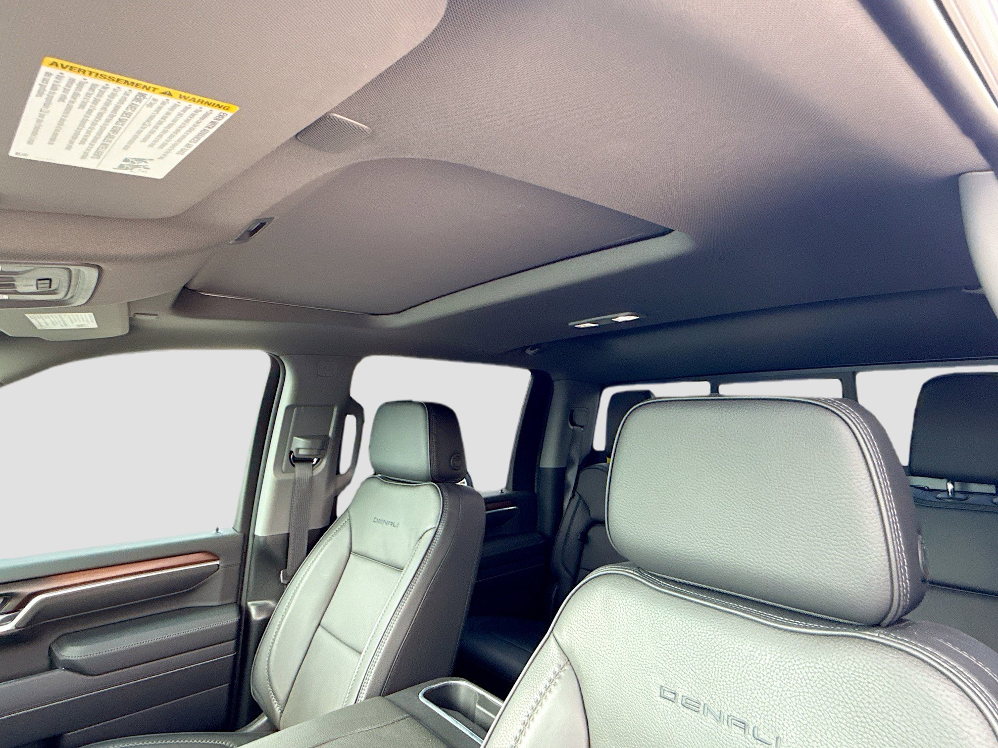 Used 2025 GMC Sierra 2500 Denali w/ Denali Reserve Package image 26