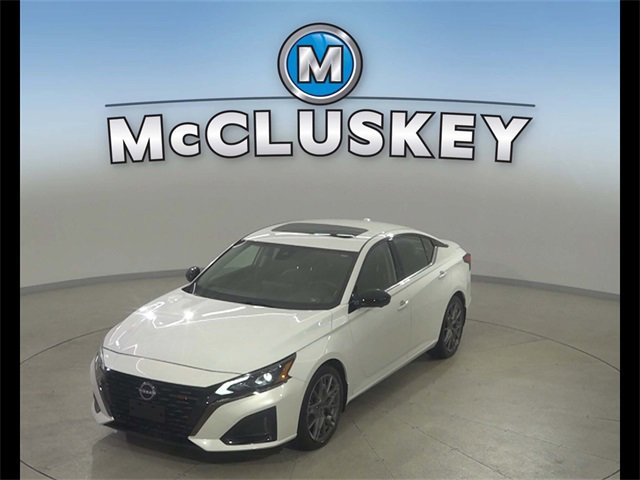 Used 2024 Nissan Altima 2.0 SR image 1