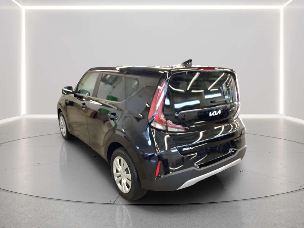 Certified 2023 Kia Soul LX FWD image 26
