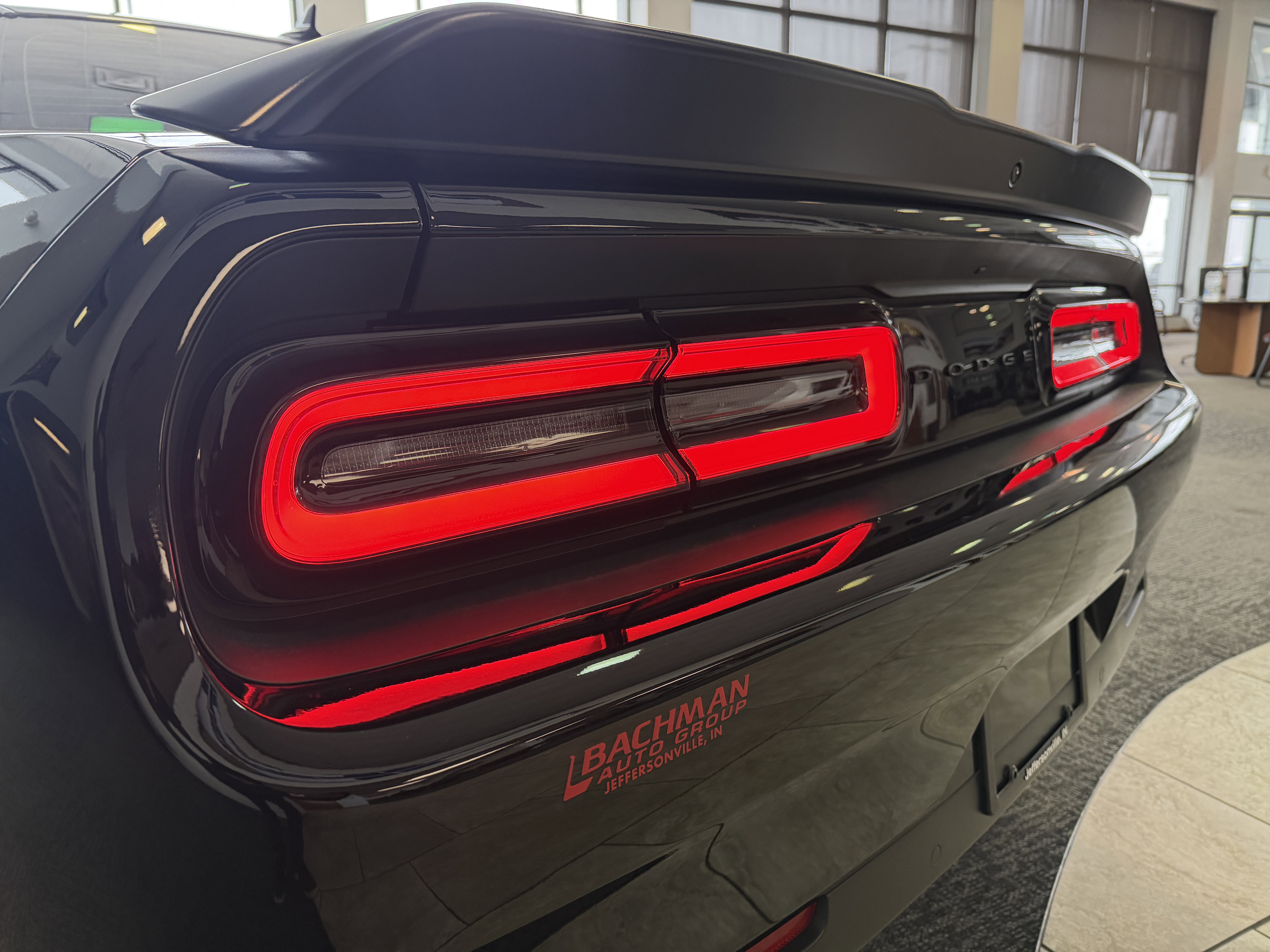 Used 2023 Dodge Challenger R/T w/ Plus Package image 8