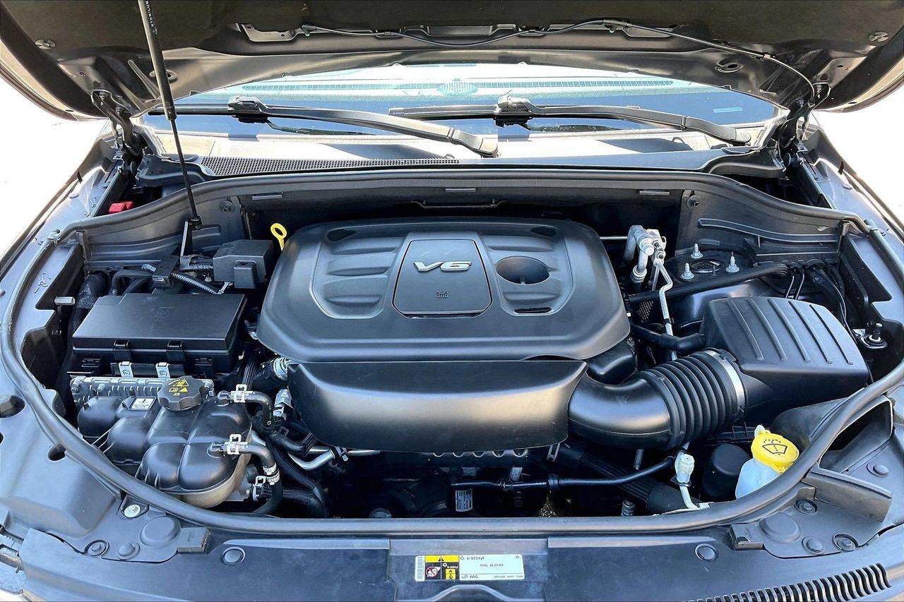 Certified 2017 Jeep Grand Cherokee Summit RWD image 39