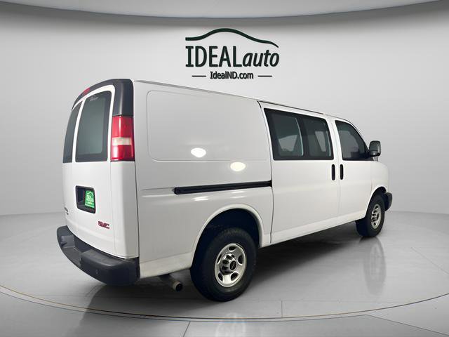 Used 2015 GMC Savana 2500 image 5