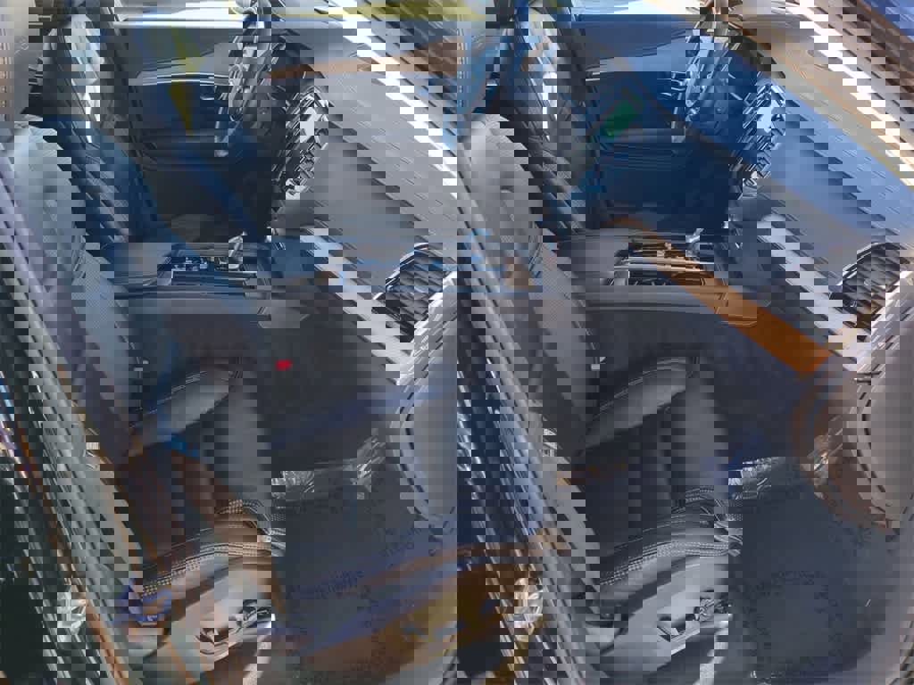 Used 2019 Volvo XC90 T8 Inscription w/ Luxury Package image 14