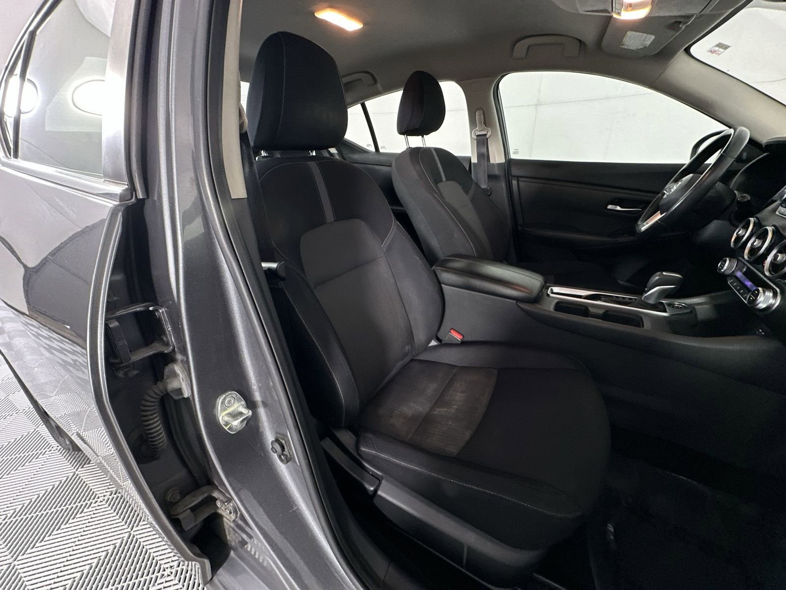 Certified 2021 Nissan Sentra SV w/ Trunk Package FWD image 27