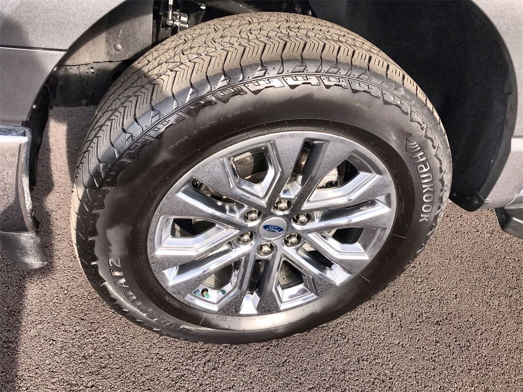 Used 2025 Ford F150 Lariat w/ Equipment Group 501A Mid image 10