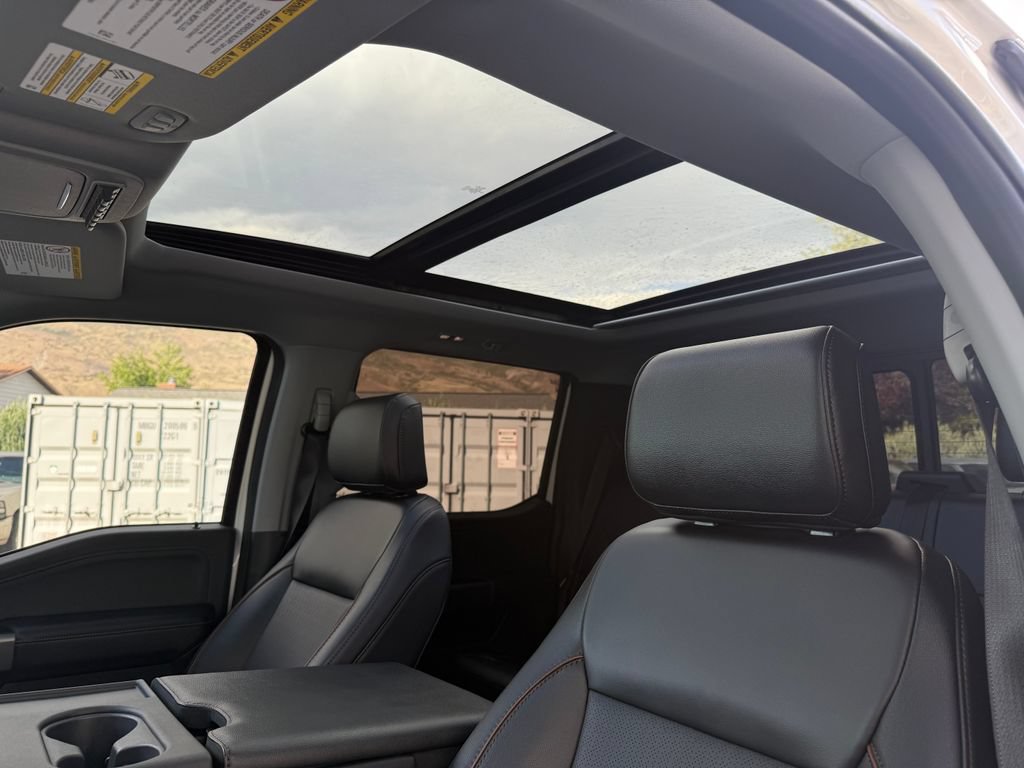 Used 2026 Ford F350 Lariat w/ Black Appearance Package AWD/4WD image 26