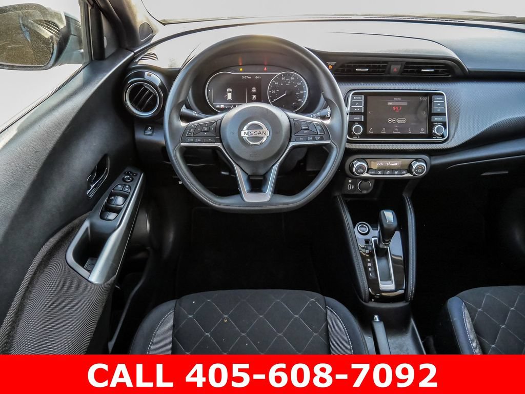 Used 2019 Nissan Kicks SV FWD image 38