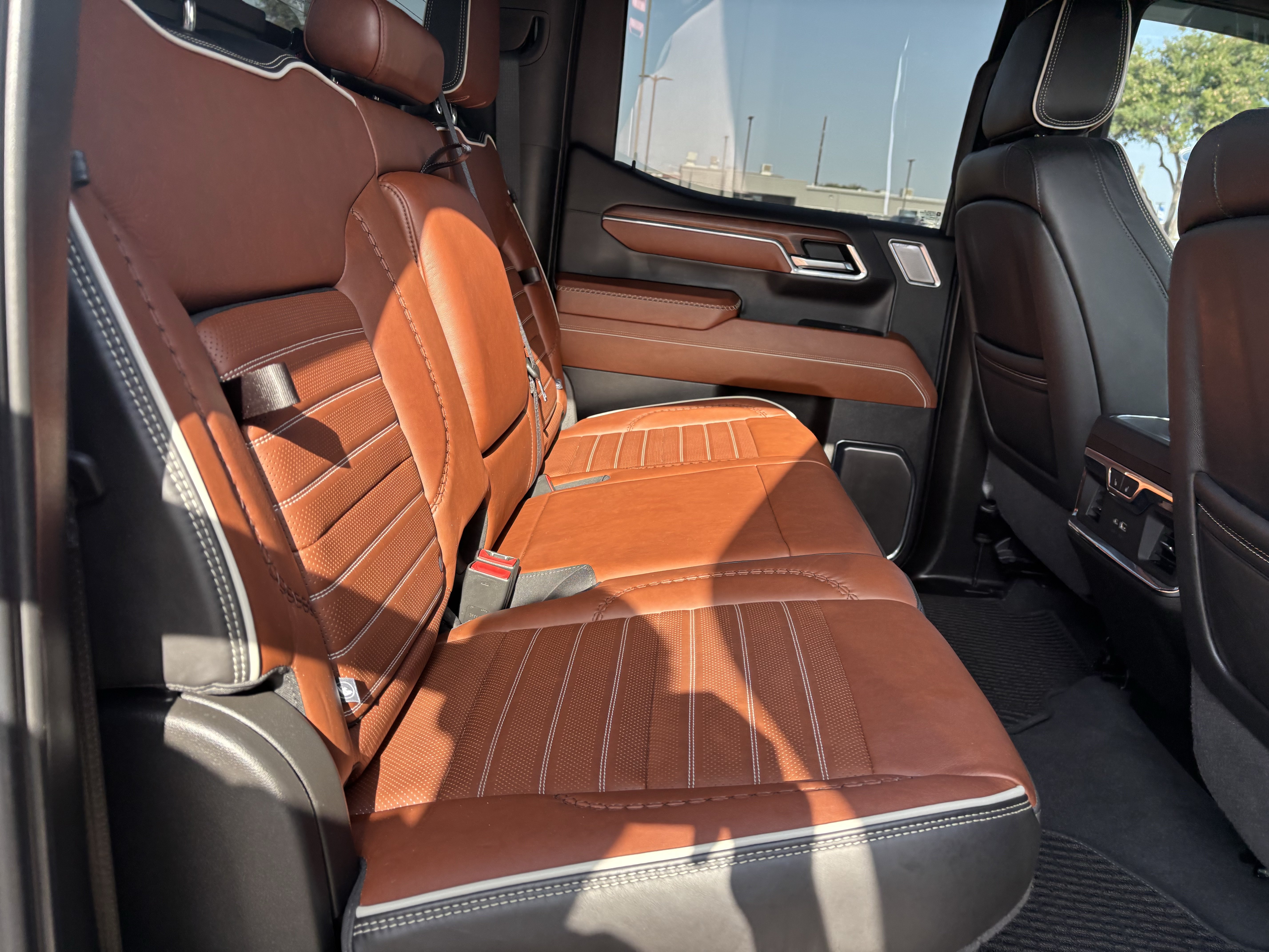 Used 2024 GMC Sierra 1500 Denali Ultimate AWD/4WD image 19