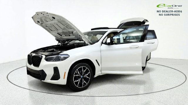 Used 2025 BMW X4 xDrive30i AWD/4WD image 14