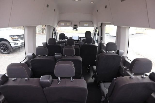 Used 2023 Ford Transit 350 XLT image 8