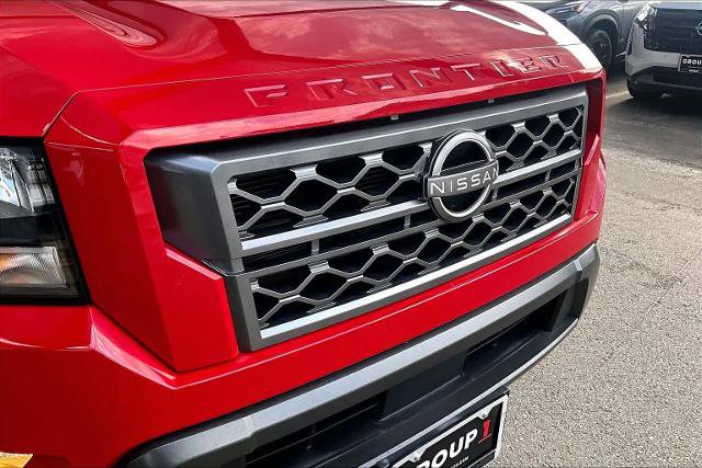 Certified 2022 Nissan Frontier SV RWD image 29