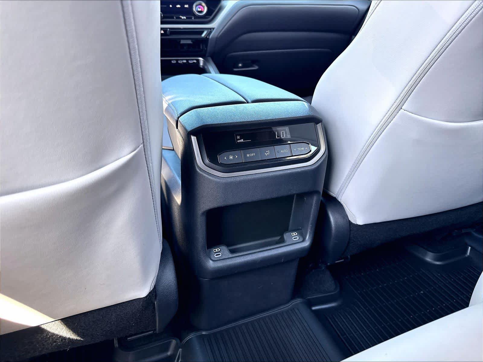 Used 2025 Lexus TX 350 FWD w/ Technology Package image 35
