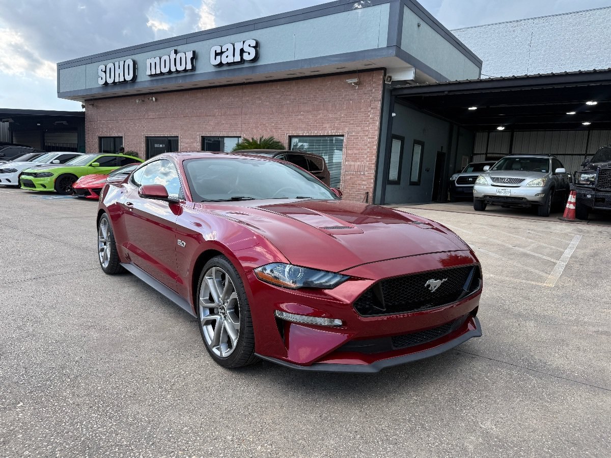 Used 2019 Ford Mustang GT Premium RWD image 2