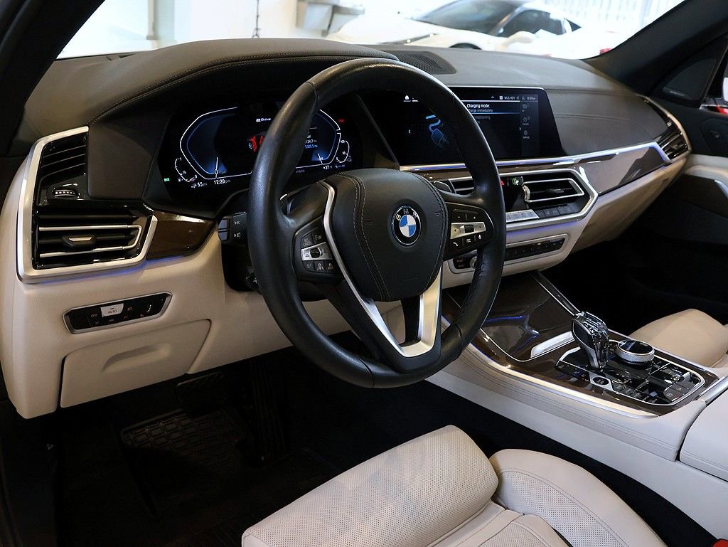 Used 2023 BMW X5 xDrive45e w/ Executive Package image 71