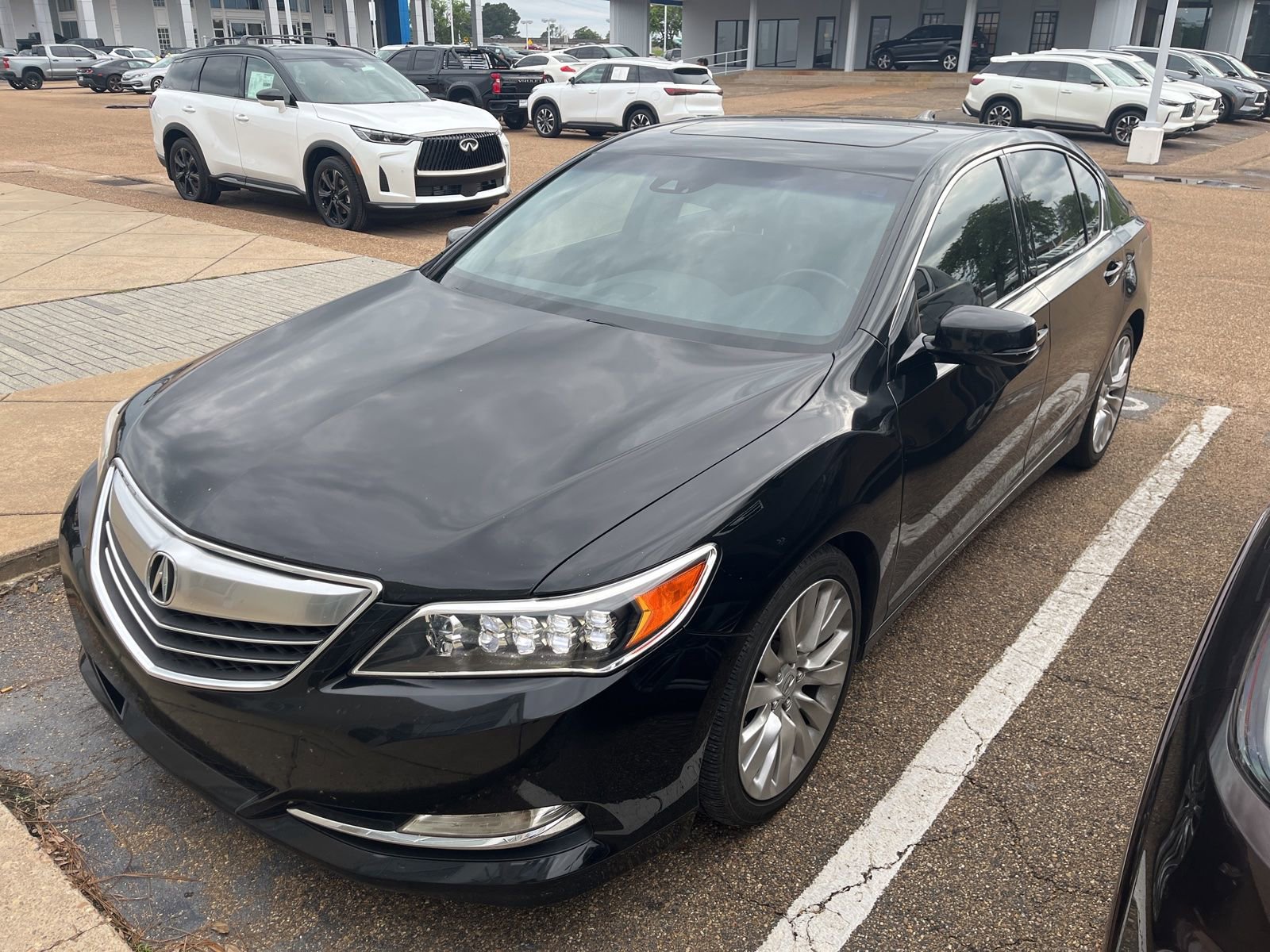Used 2014 Acura RLX w/ Technology Package FWD image 2