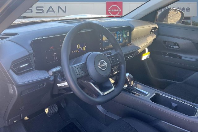 New 2027 Nissan Kicks S FWD image 6