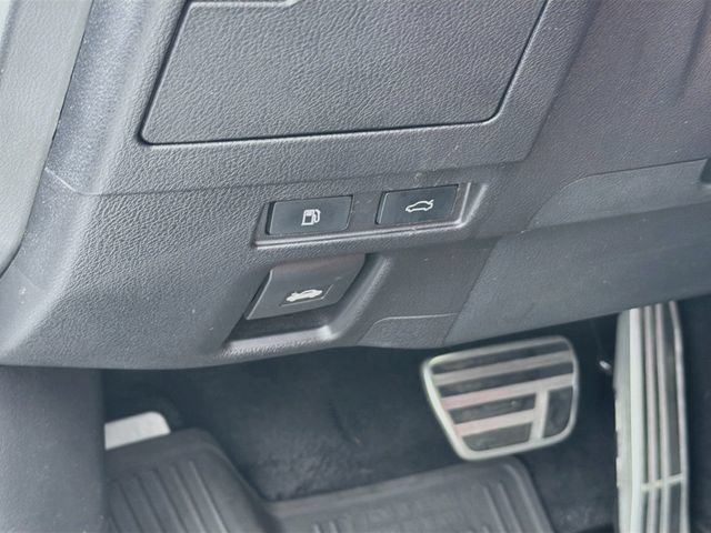 Certified 2022 Lexus ES 350 F Sport FWD image 10
