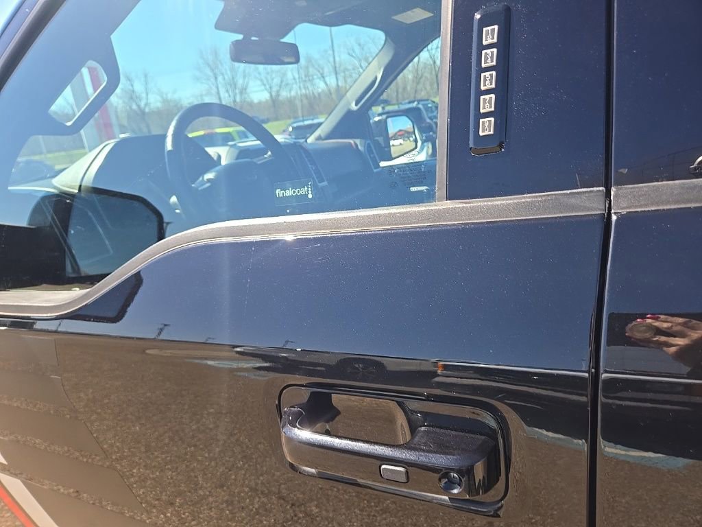 Used 2019 Ford F150 Lariat w/ Equipment Group 502A Luxury AWD/4WD image 10