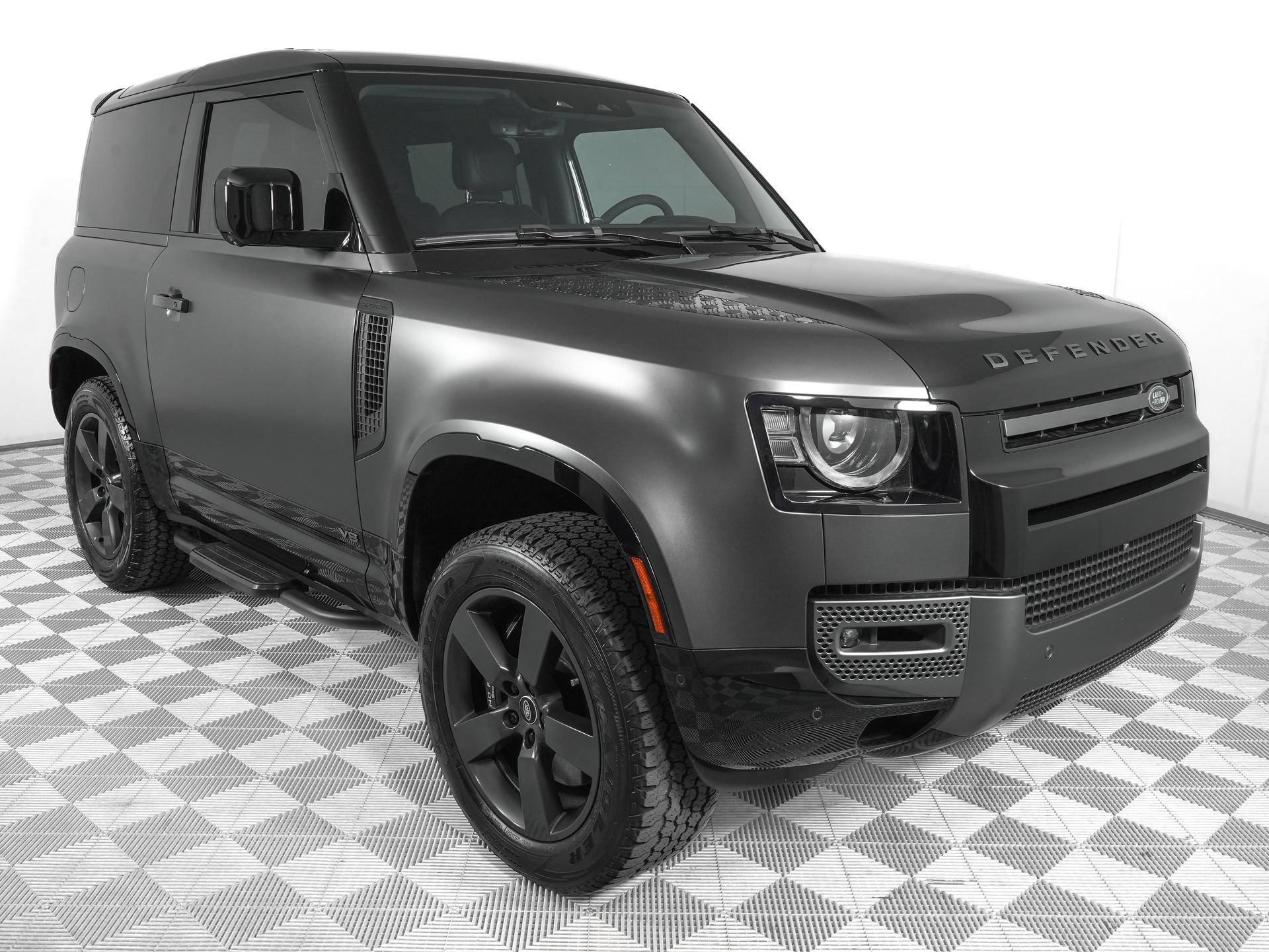 Used 2024 Land Rover Defender 90 Carpathian Edition AWD/4WD image 2