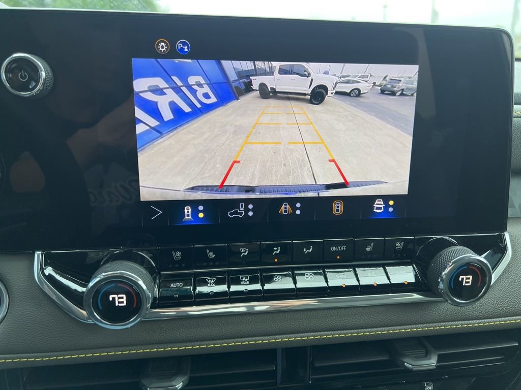 Used 2025 Chevrolet Colorado ZR2 w/ Technology Package AWD/4WD image 33