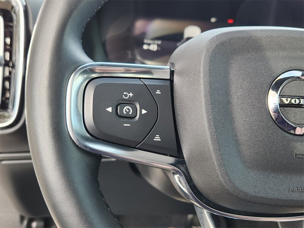 Used 2023 Volvo C40 P8 Recharge Ultimate w/ Protection Package Premier image 9
