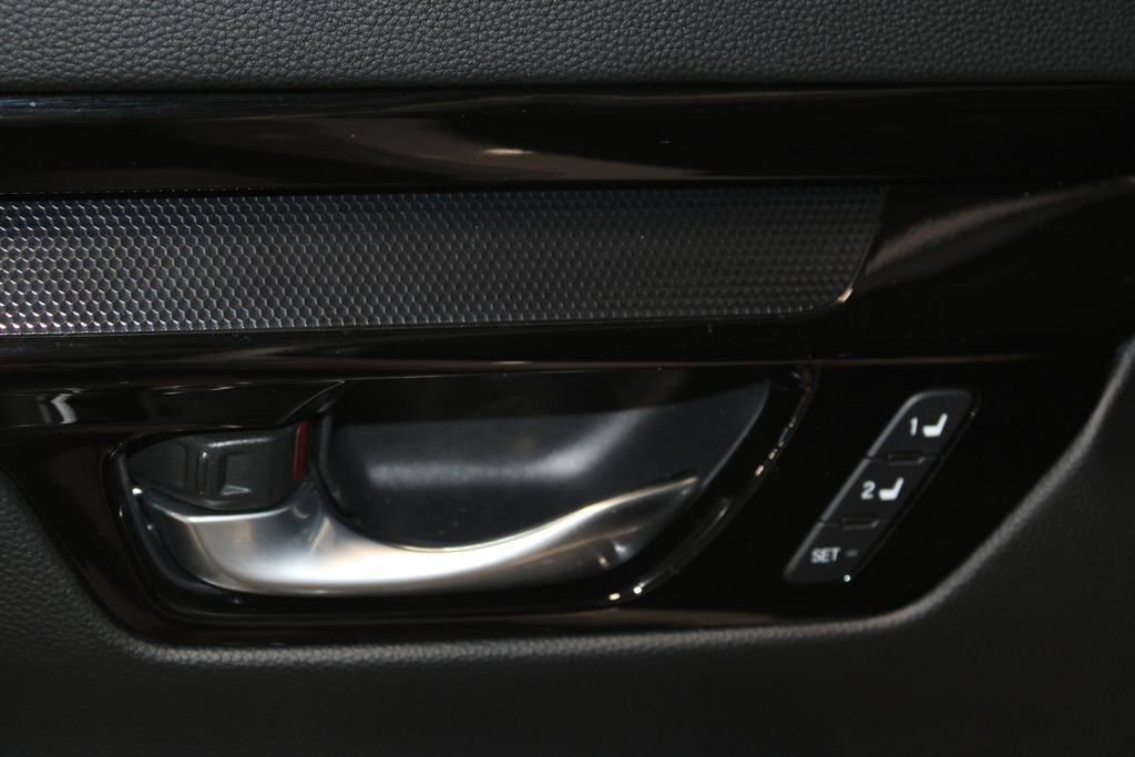 Certified 2025 Honda CR-V EX-L image 8