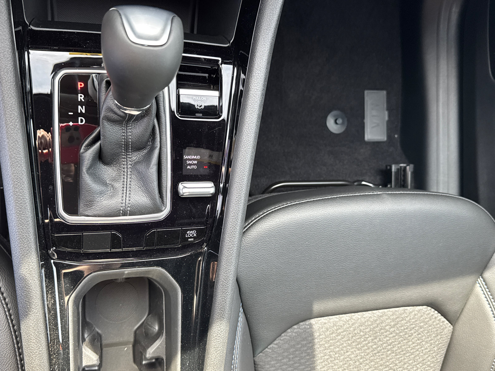 New 2026 Jeep Compass Latitude AWD/4WD image 13