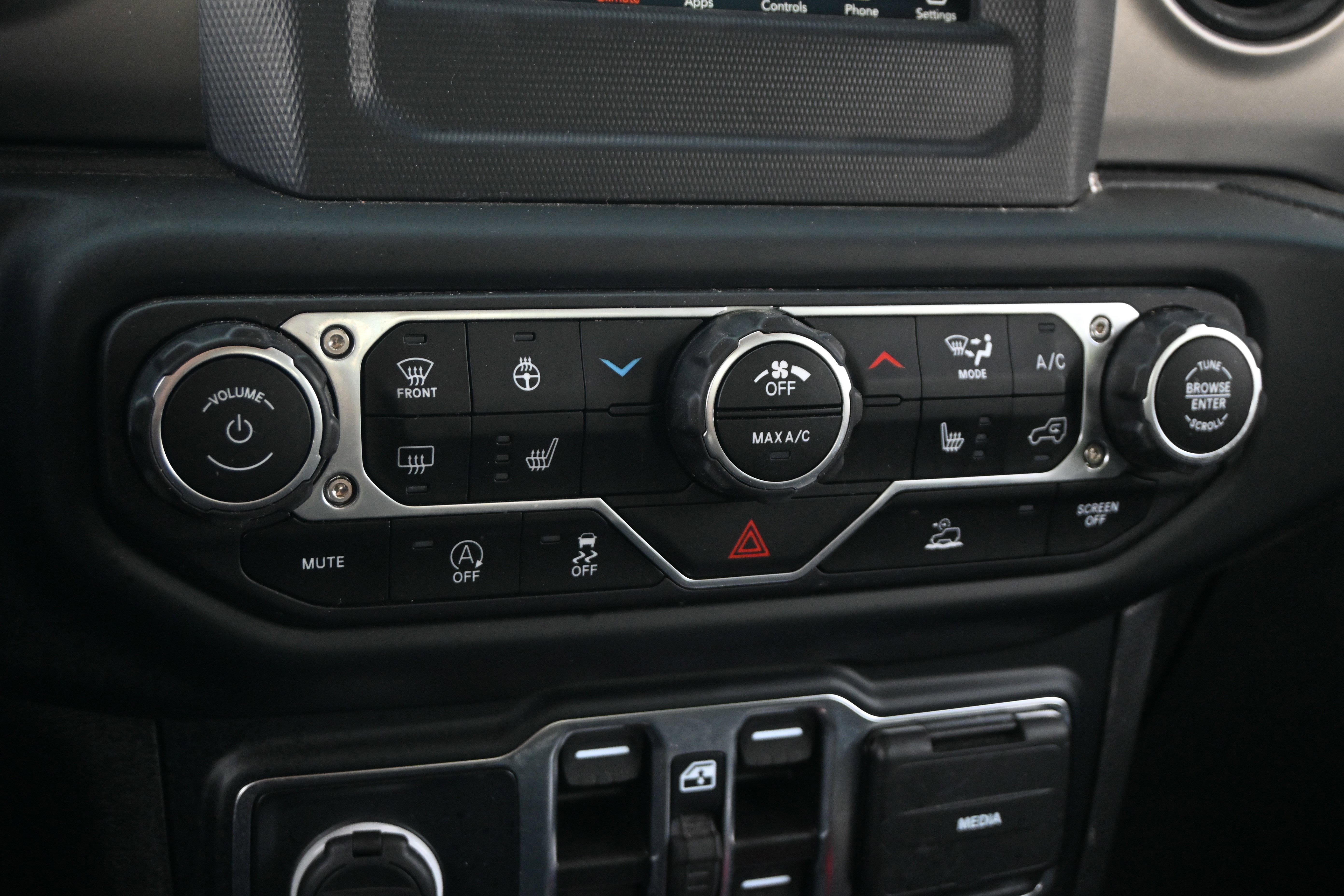 Used 2023 Jeep Gladiator Sport image 20