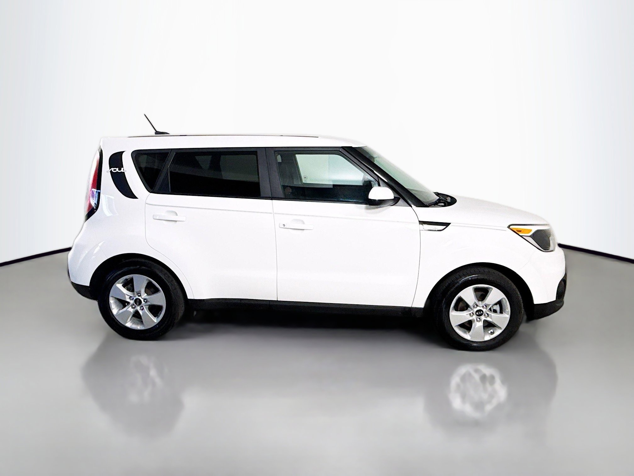 Used 2018 Kia Soul image 11